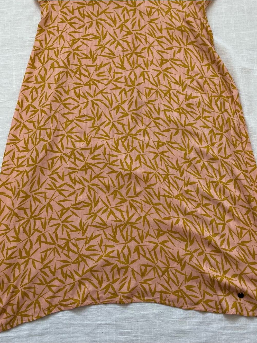 Numph Kismet dress Women's Pink Midi  with Mustard Leaf Print - Picture 3 of 12